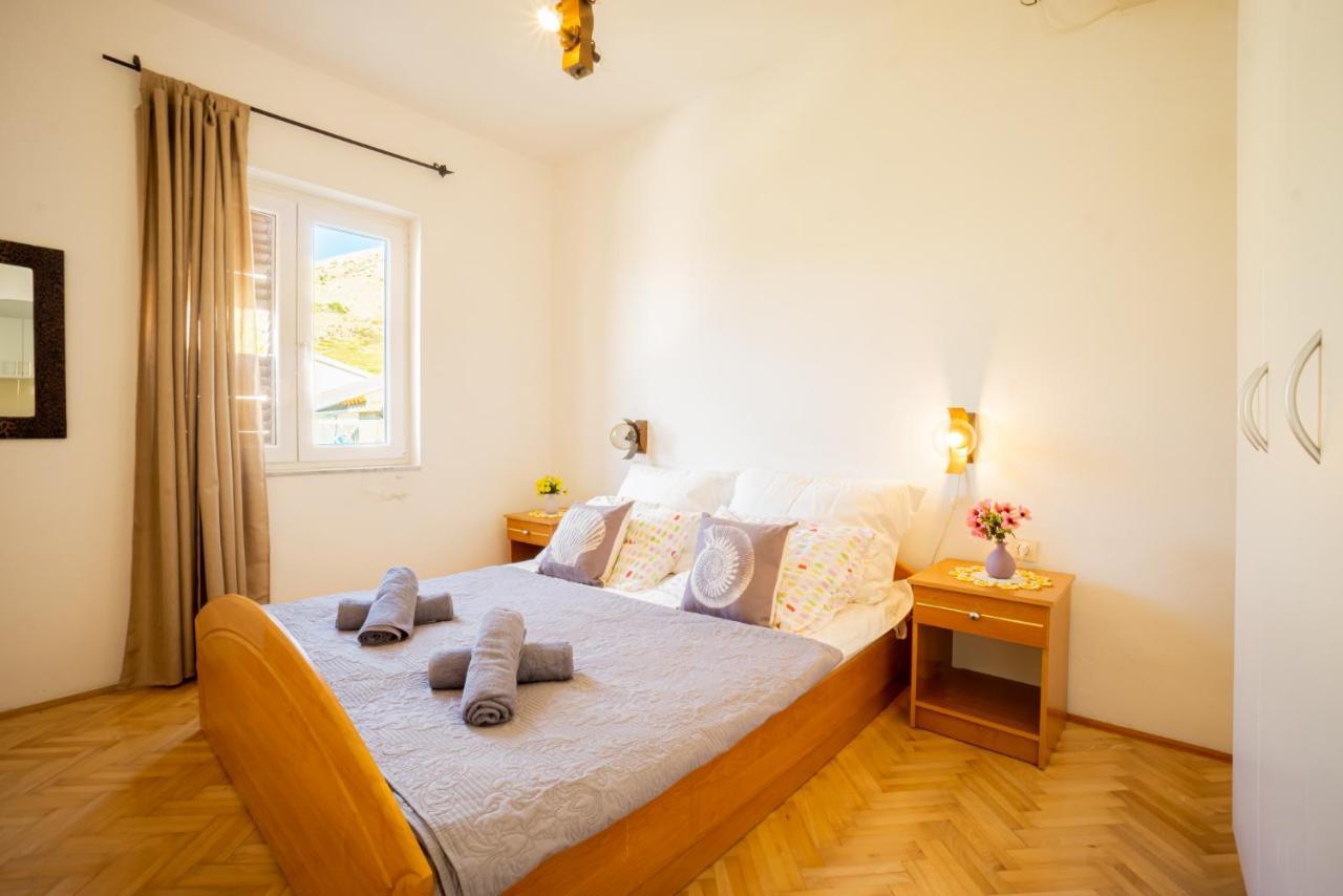 Kob Orog Good Location With Sea Views And Modern Decor Apartment Метайна Екстериор снимка