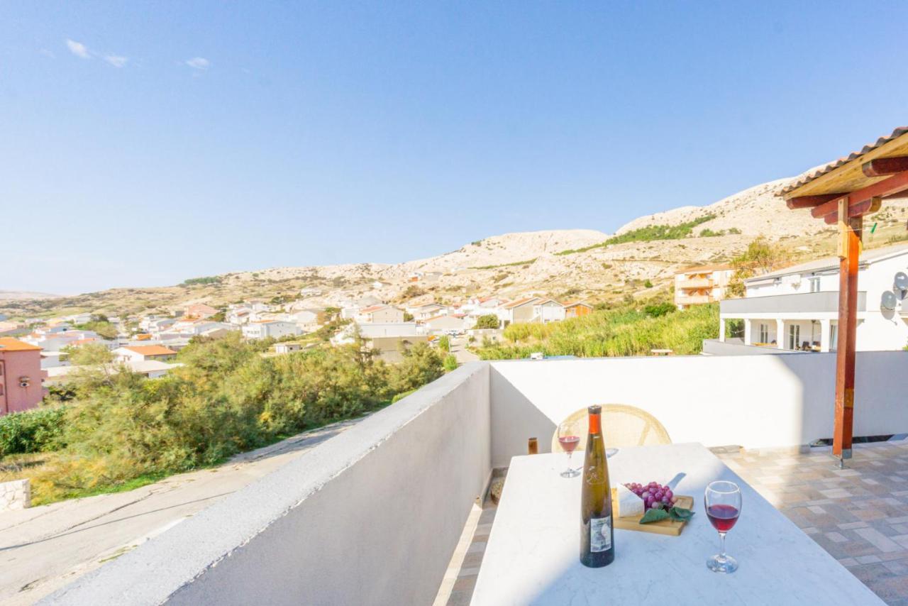Kob Orog Good Location With Sea Views And Modern Decor Apartment Метайна Екстериор снимка