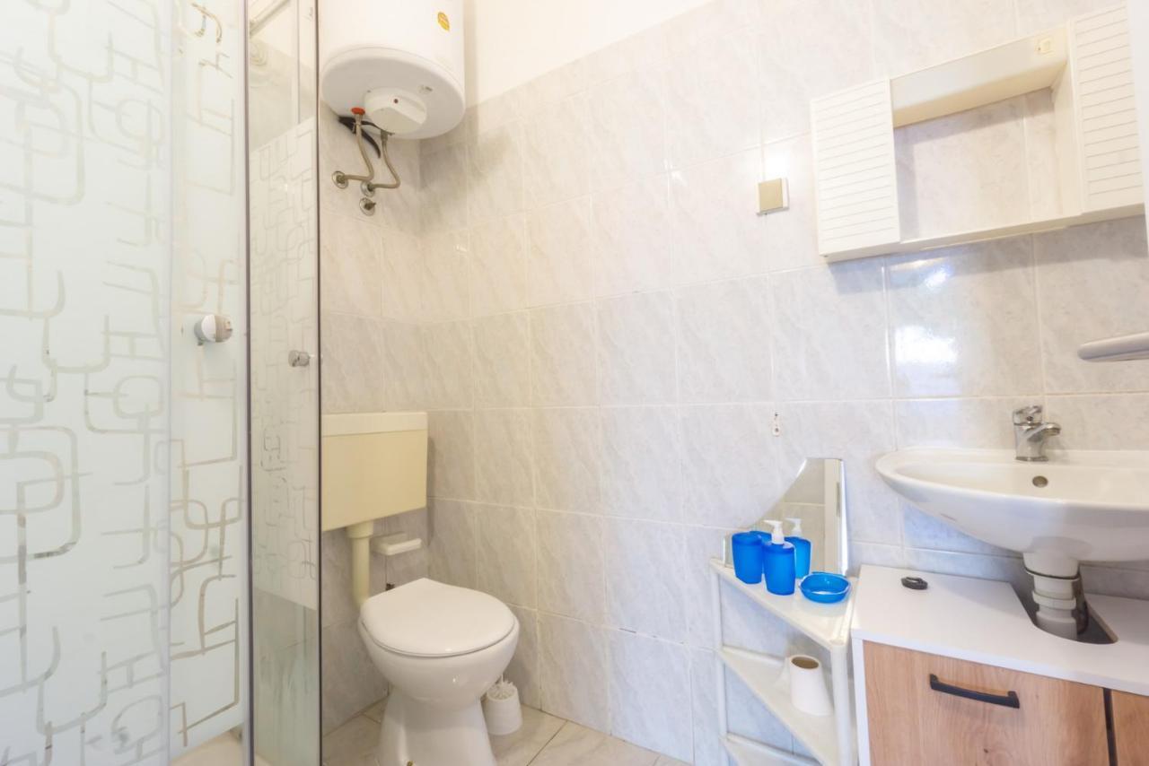 Kob Orog Good Location With Sea Views And Modern Decor Apartment Метайна Екстериор снимка