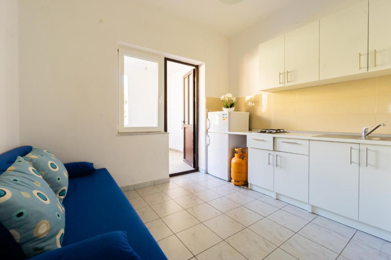 Kob Orog Good Location With Sea Views And Modern Decor Apartment Метайна Екстериор снимка