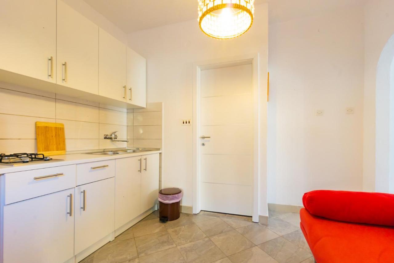 Kob Orog Good Location With Sea Views And Modern Decor Apartment Метайна Екстериор снимка