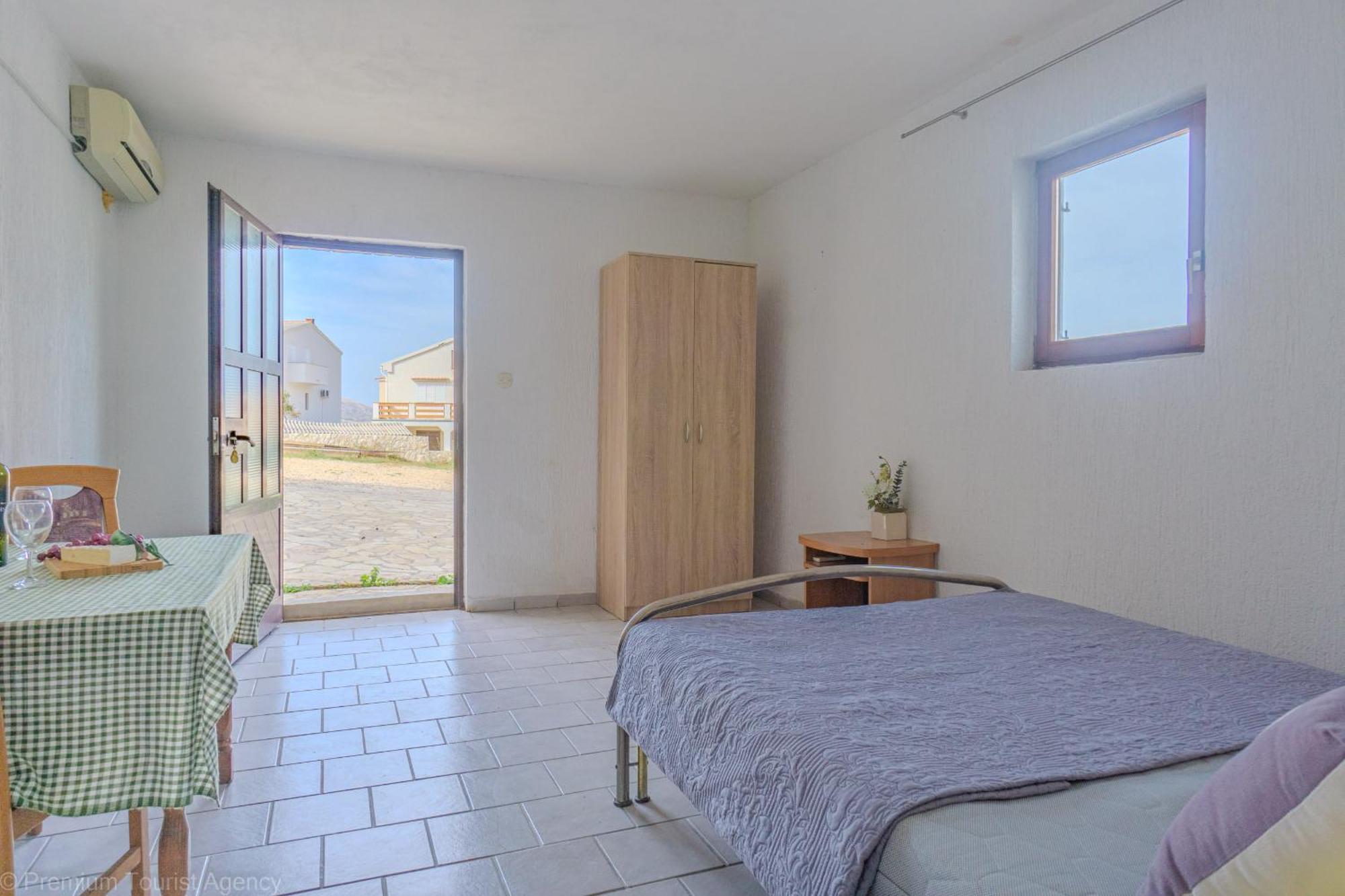 Kob Orog Good Location With Sea Views And Modern Decor Apartment Метайна Екстериор снимка