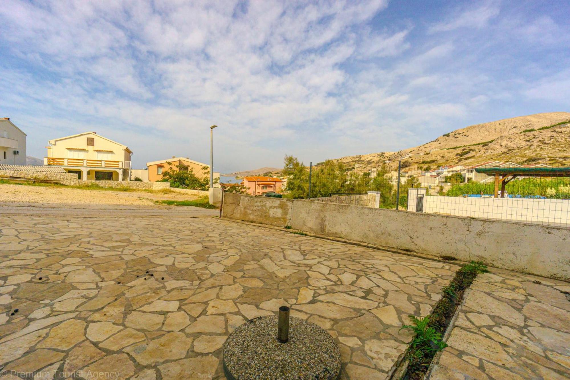 Kob Orog Good Location With Sea Views And Modern Decor Apartment Метайна Екстериор снимка
