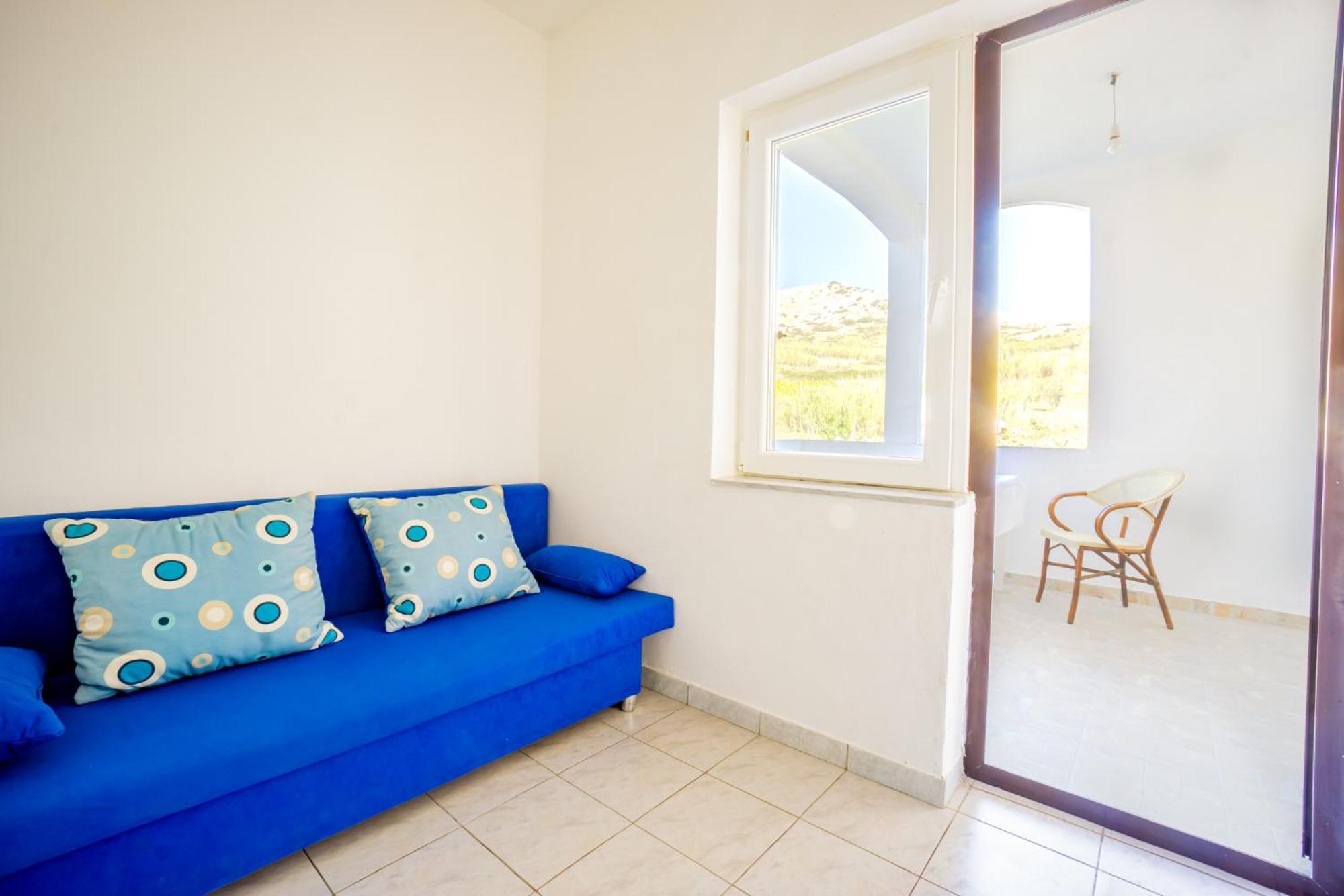 Kob Orog Good Location With Sea Views And Modern Decor Apartment Метайна Стая снимка